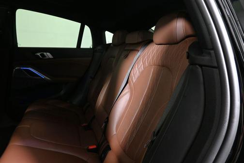 Black Sapphire Metallic 2021 BMW X6 xDrive40i