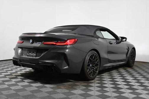 2022 BMW M8 Competition