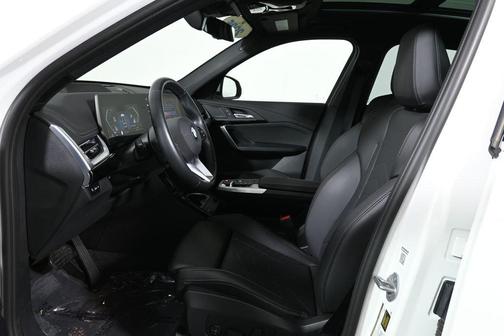 Alpine White 2025 BMW X1 xDrive28i