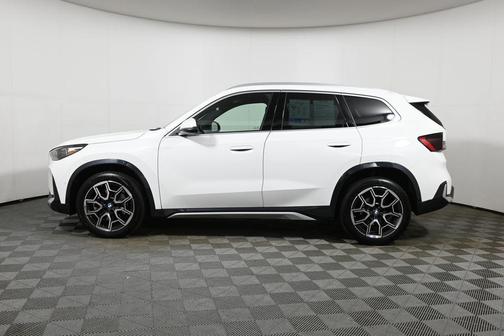 Alpine White 2025 BMW X1 xDrive28i