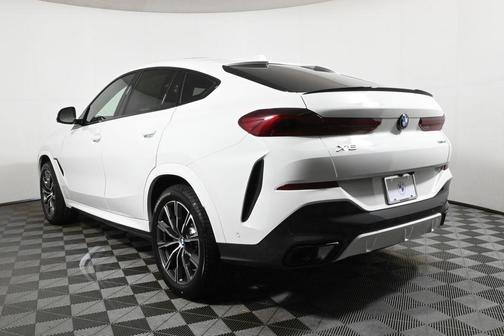 2026 BMW X6 xDrive40i