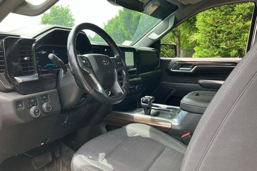 Black 2022 Chevrolet Silverado 1500 RST