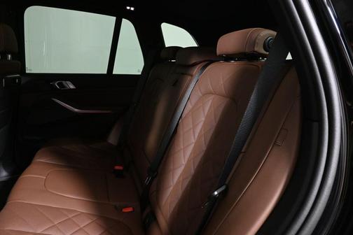 Black 2026 BMW X5 PHEV xDrive50e