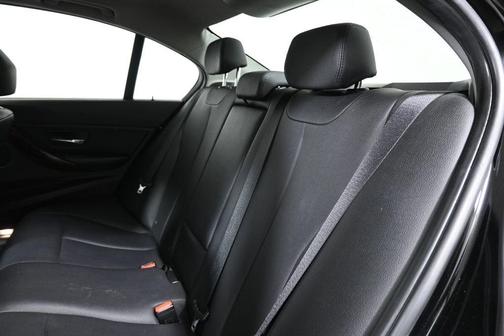 2016 BMW 320 i xDrive