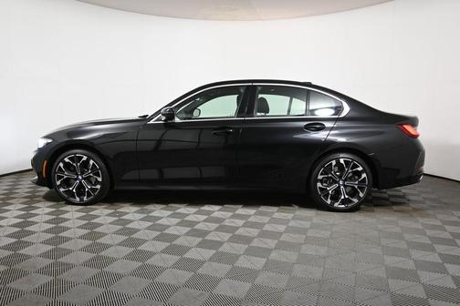 2025 BMW 330 i xDrive