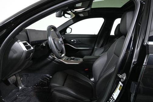 2025 BMW 330 i xDrive