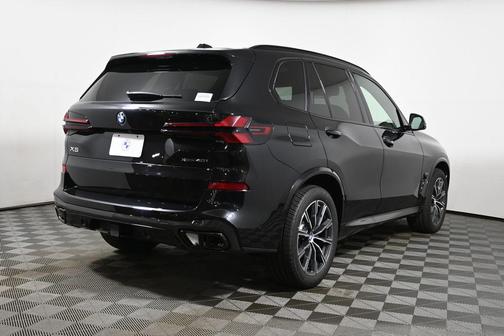 Black 2026 BMW X5 xDrive40i