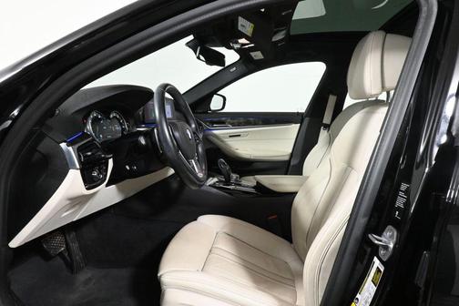 2019 BMW 540 i xDrive