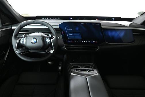 White 2027 BMW X5