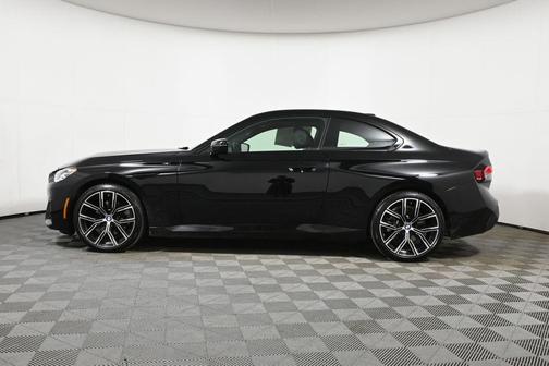 2023 BMW 230 i xDrive