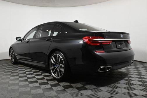2019 BMW M760 i xDrive