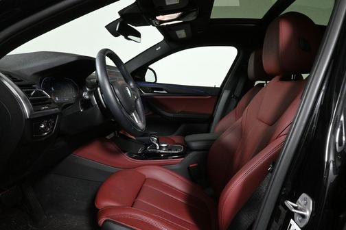 2023 BMW X4 xDrive30i