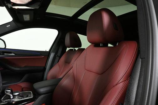 2023 BMW X4 xDrive30i