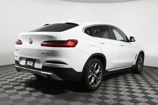 2021 BMW X4 xDrive30i
