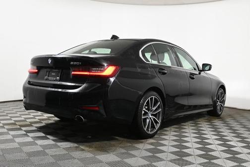2020 BMW 330 i xDrive