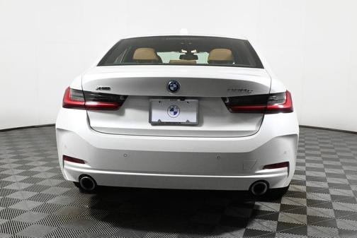 2023 BMW 330e xDrive