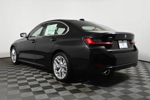 2025 BMW 330 i xDrive