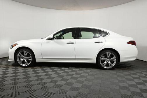 2015 INFINITI Q70 3.7X