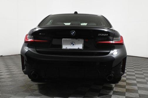 2025 BMW 330 i xDrive