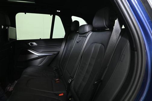 Phytonic Blue Metallic 2020 BMW X5 xDrive40i