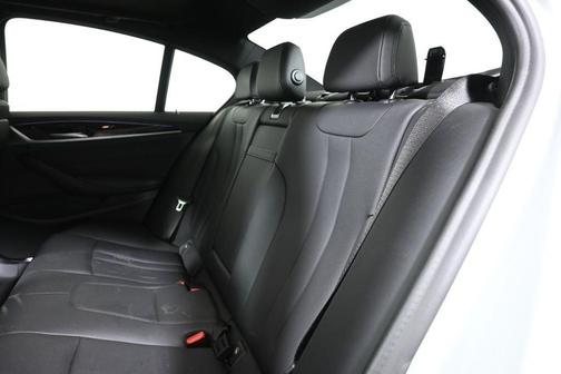 Glacier Silver Metallic 2020 BMW 530 i xDrive
