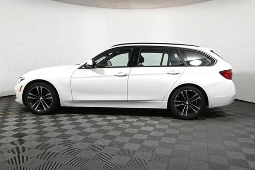 2018 BMW 330 i xDrive