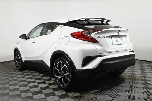 2021 Toyota C-HR XLE