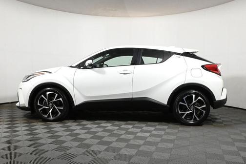 2021 Toyota C-HR XLE