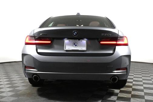 2023 BMW 330 i xDrive
