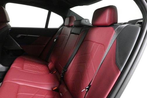 2026 BMW 530 i xDrive