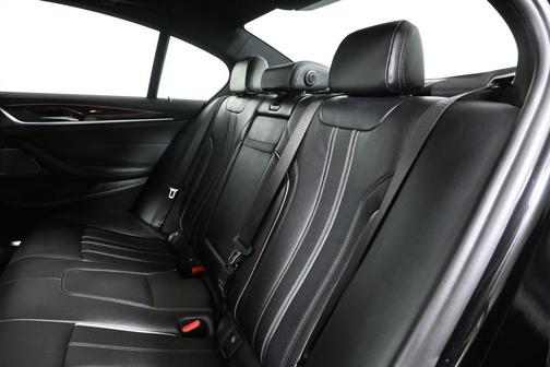 2018 BMW 540 i xDrive