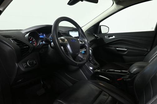 White Platinum Tri-Coat Metallic 2016 Ford Escape Titanium