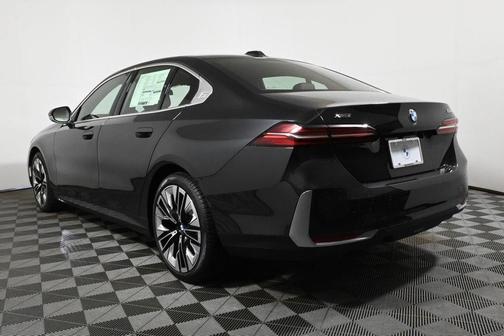 2026 BMW 530 i xDrive