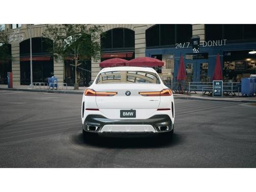 2026 BMW X6 xDrive40i