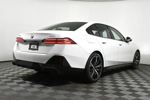 2024 BMW 530 i xDrive