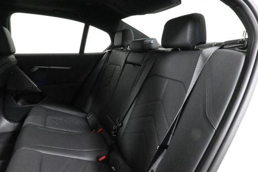 2024 BMW 530 i xDrive