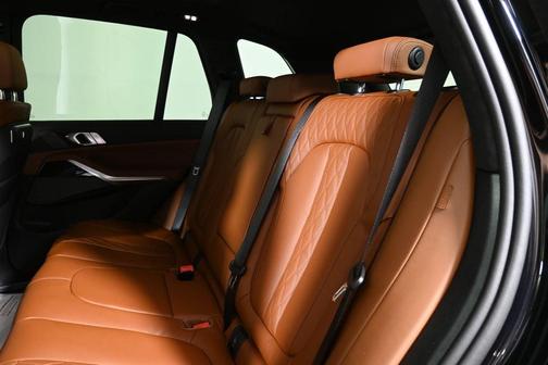 Black 2026 BMW X5 xDrive40i