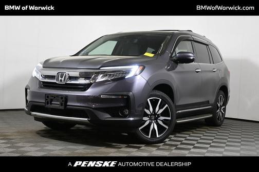 Modern Steel Metallic 2022 Honda Pilot Touring 8-Passenger