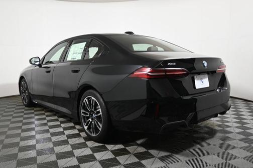 2026 BMW 530 i xDrive