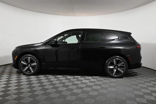 2026 BMW iX xDrive45