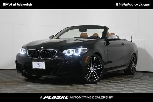 Black Sapphire Metallic 2019 BMW M240 i