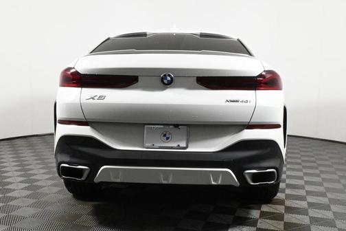 2023 BMW X6 xDrive40i