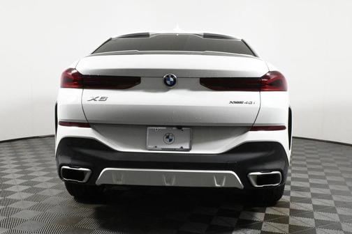 2023 BMW X6 xDrive40i