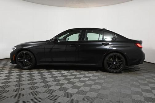 2022 BMW 330 i xDrive