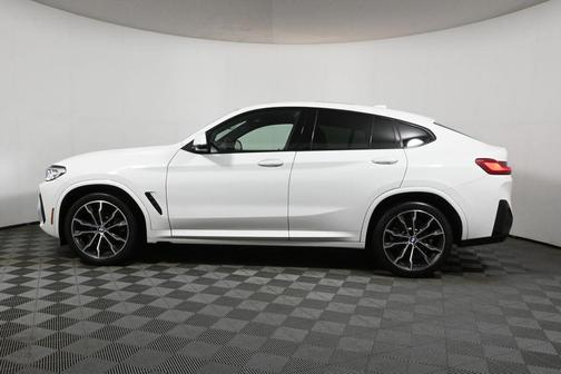 2022 BMW X4 xDrive30i