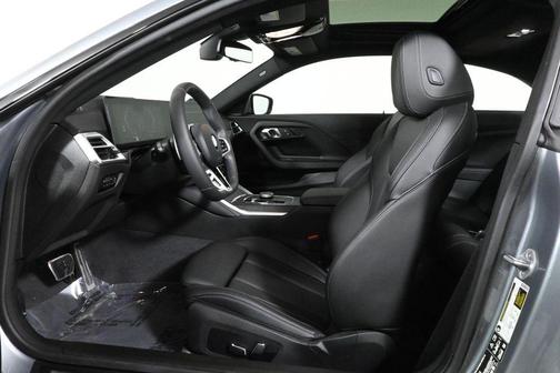 2025 BMW 230 i xDrive