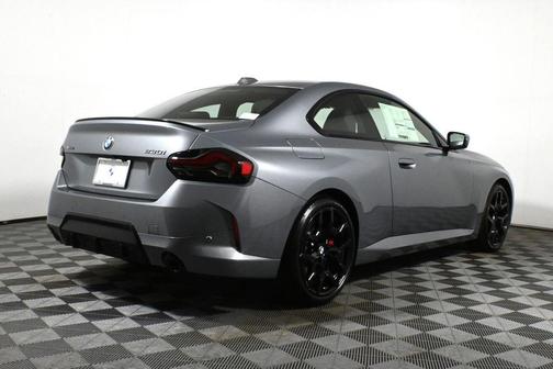 2025 BMW 230 i xDrive