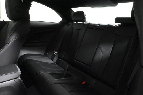 2025 BMW 230 i xDrive
