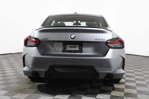 2025 BMW 230 i xDrive