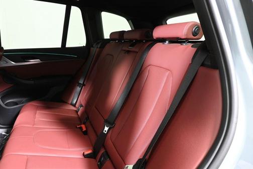 Brooklyn Gray Metallic 2024 BMW X3 M40i